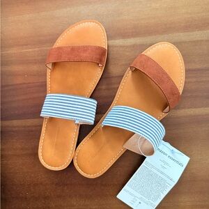 NWT Amazon Essentials Women's 9 Tan & Blue Striped Slide Sandals